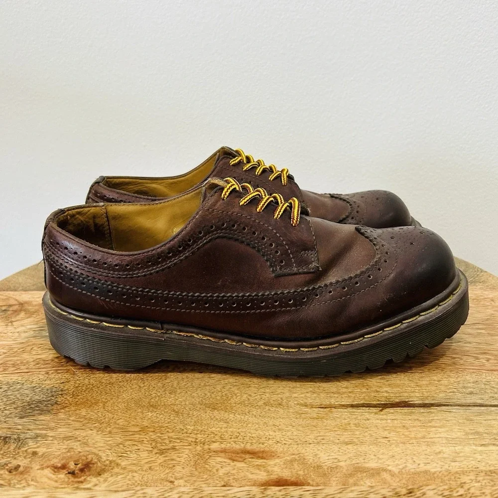 Vintage Doc Dr. Martens 3989/34 Brown  Brogue Made In England Size 10 Y2K